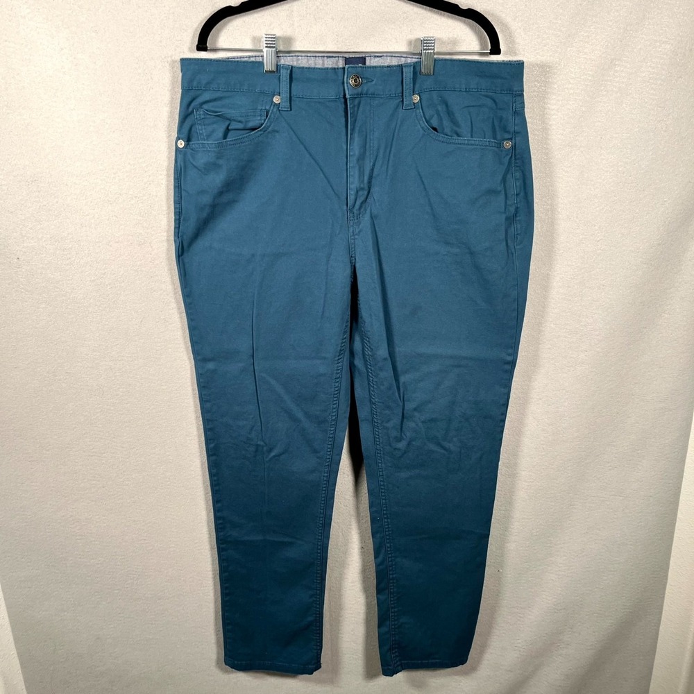 Gap Jeans Mens 38x32 Blue Denim Medium Wash Everyday Wear‎ Straight Leg Classic